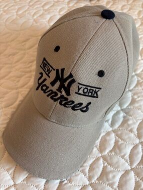New York Yankees Baseball Cap Adjustable Looks New